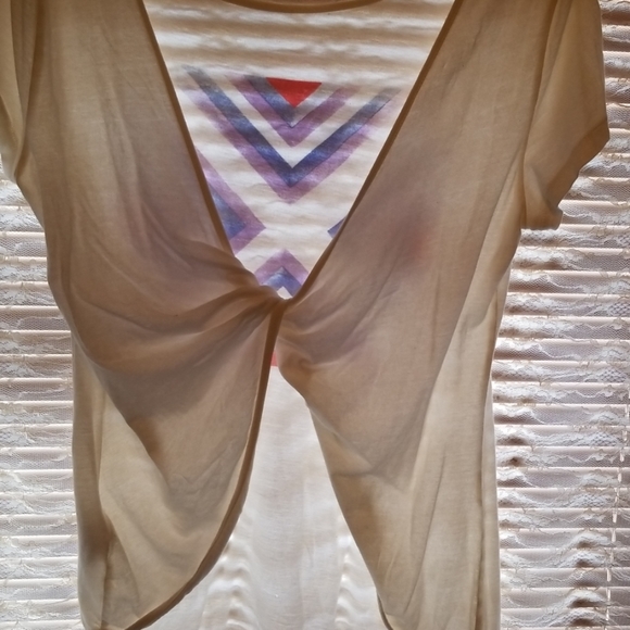 Backless Roxy t-shirt sz. XL - Picture 2 of 2